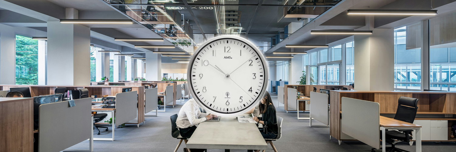 Büro Uhren entdecken